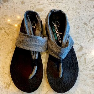 Sketchers sandals